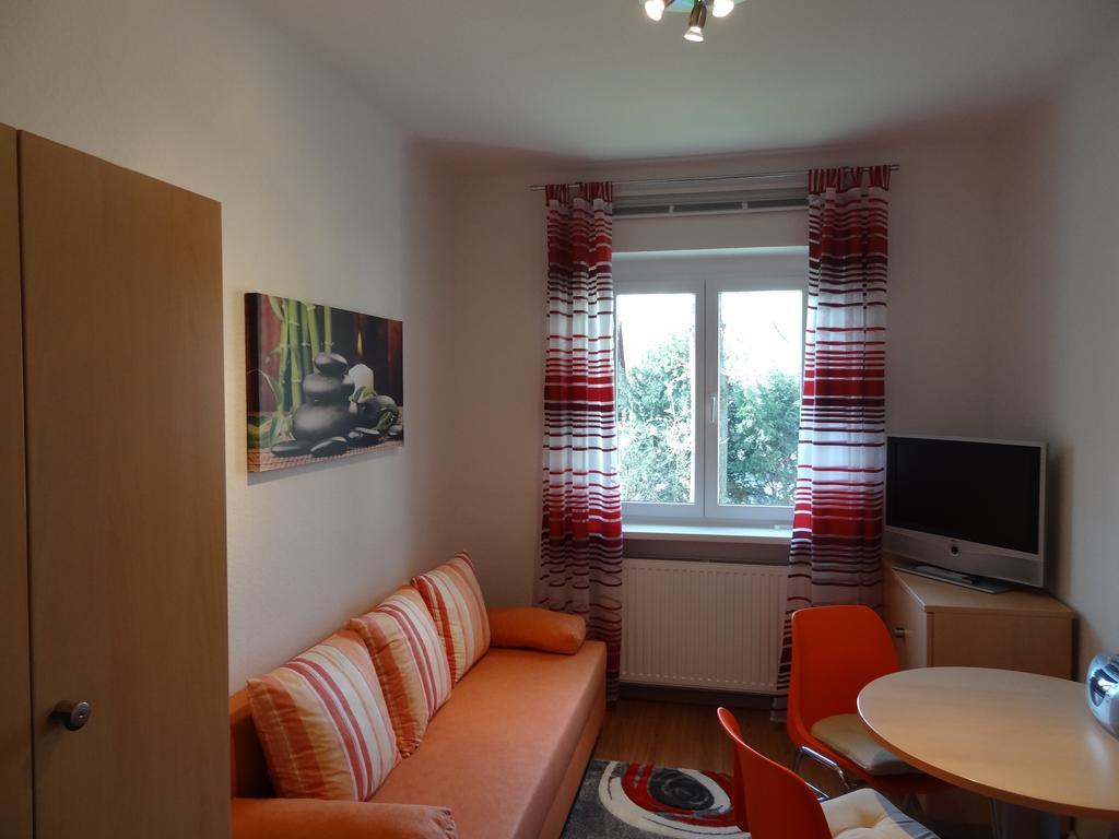 Ferienwohnung Ruth Dresde Extérieur photo